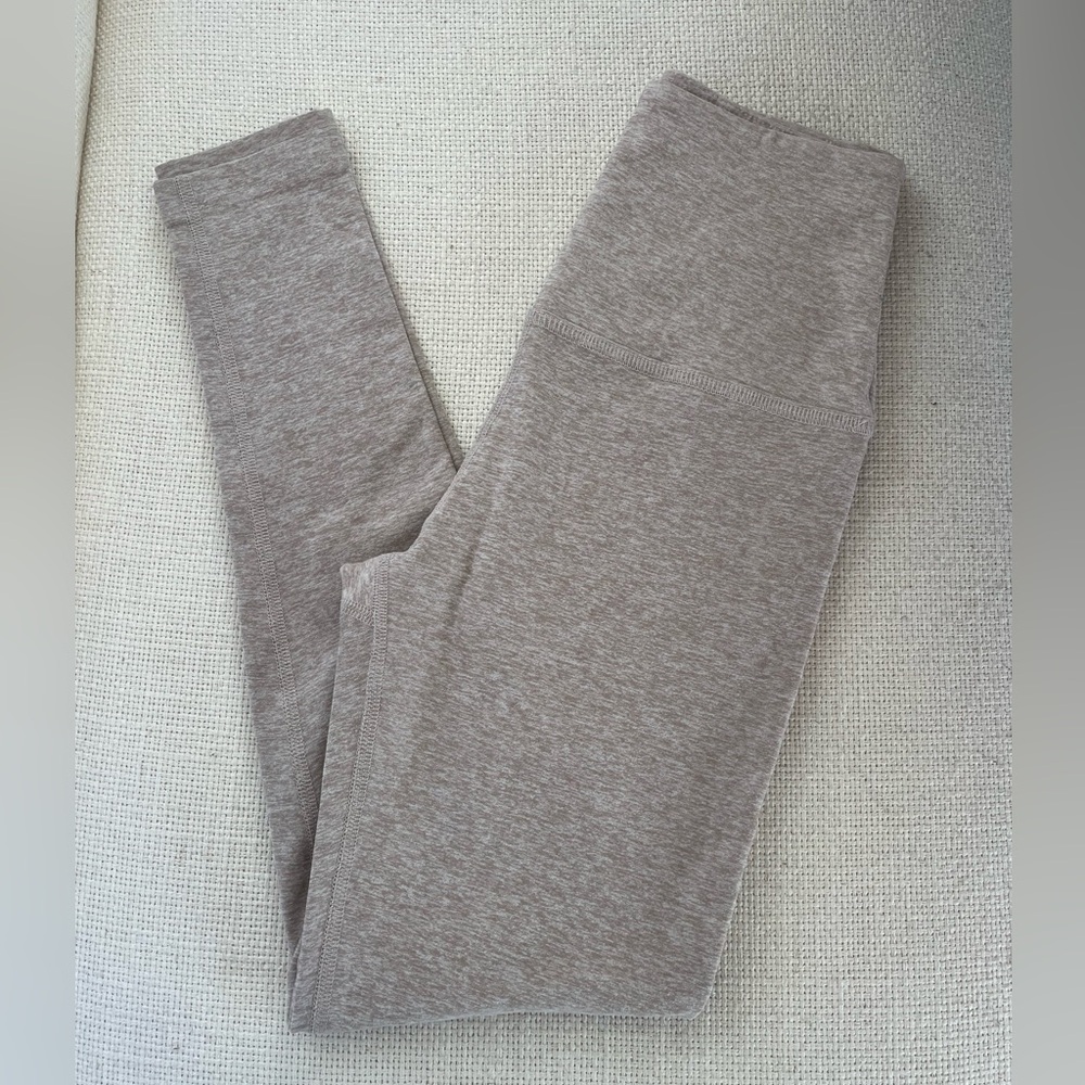 Beyond Yoga Spacedye Caught in the Midi High Waisted Leggings in Sand Swept